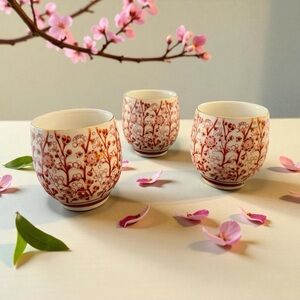 Japanese Tea Cups, Tachimichi (Kyoto-Karakusa collection